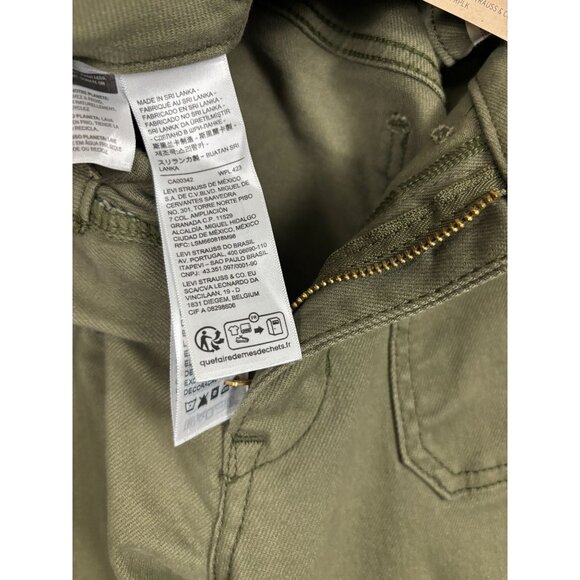 Levis Women's Olive Green Superlow Flare Pants Slim Fit Size 31X32 New With Tag' - Picture 7 of 8
